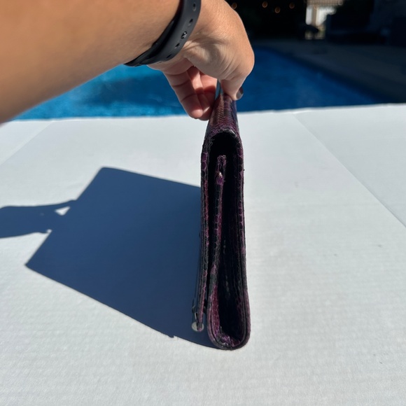 White House Black Market Purple Snakeskin Clutch Evening Bag - Picture 4 of 14